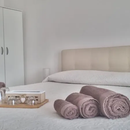 Sedicipuntouno Pensionat Olbia