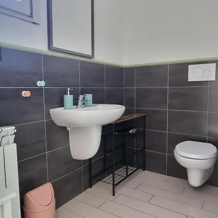 Sedicipuntouno Pensionat Olbia